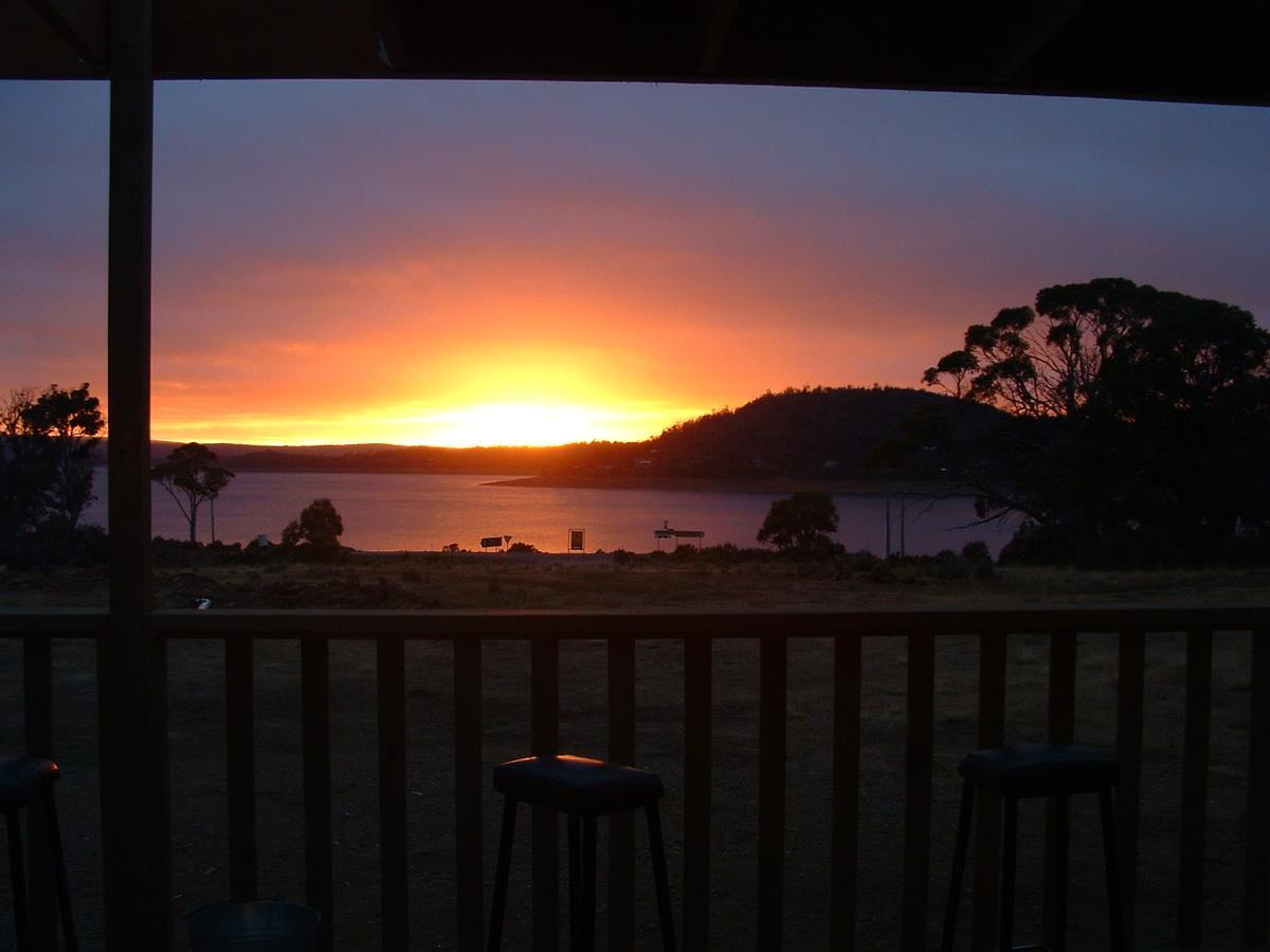 Great Lake Hotel Liawenee 外观 照片